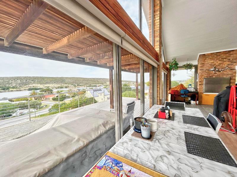 4 Bedroom Property for Sale in Stilbaai Wes Western Cape